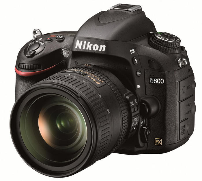 Nikon D600 - remontas, objektyvo taisymas