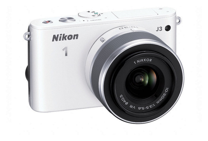 Nikon J3 - remontas, objektyvo taisymas